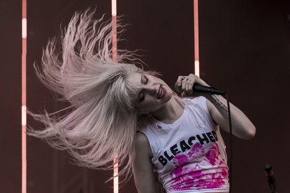 Riot! - Paramore: Live-Bilder der Rockband im Hamburger Stadtpark 