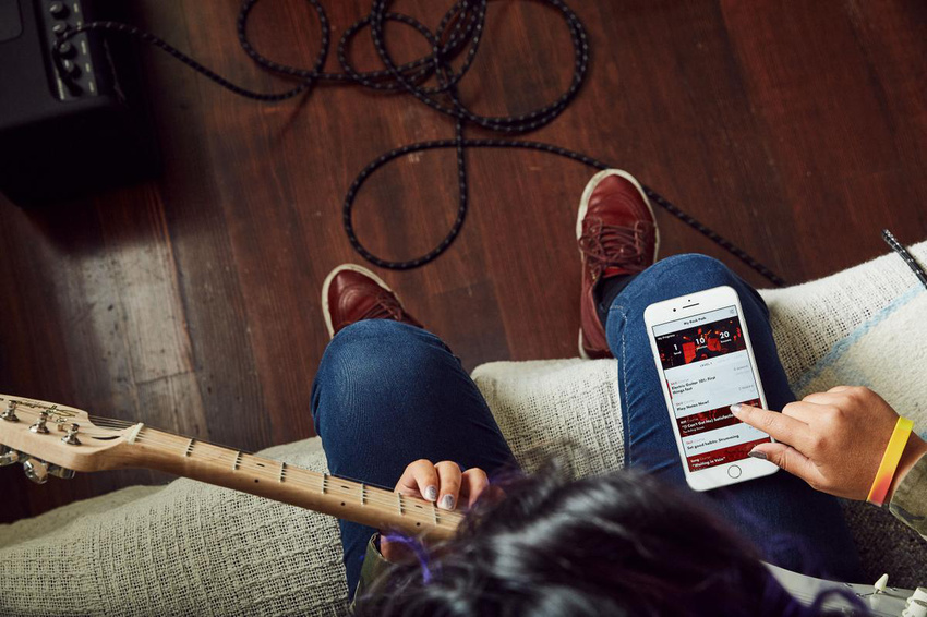 Online Gitarre lernen: Fender stellt digitale Unterrichtsplattform "Fender Play" vor