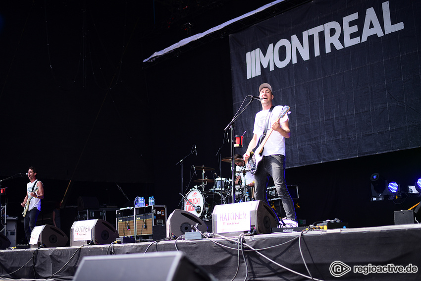 Montreal (live beim Happiness Festival, 2017)