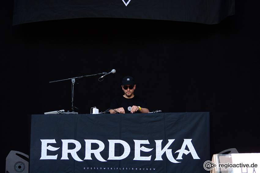 Errdeka (live beim Happiness Festival, 2017)