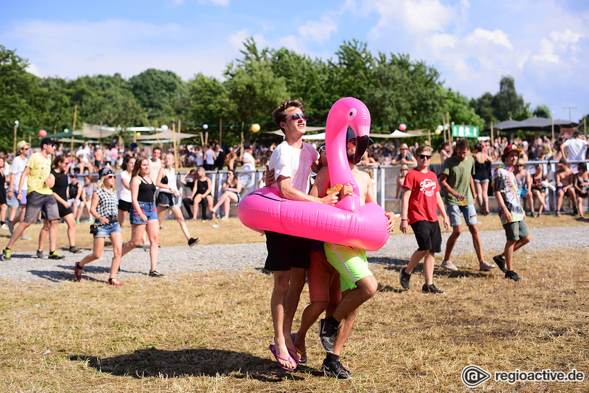 Bonez MC & Raf Camora (live beim Happiness Festival, 2017)