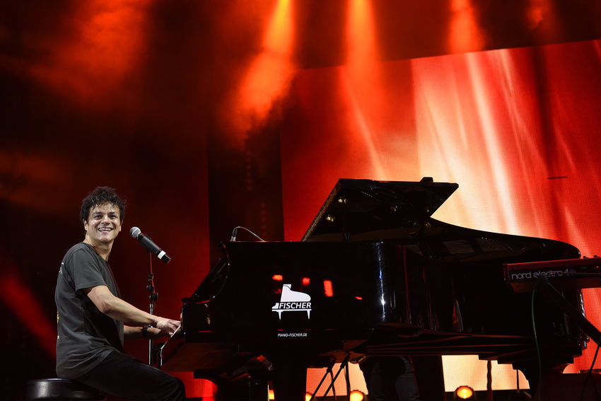 Jamie Cullum (live bei der Jazzopen Stuttgart, 2017)