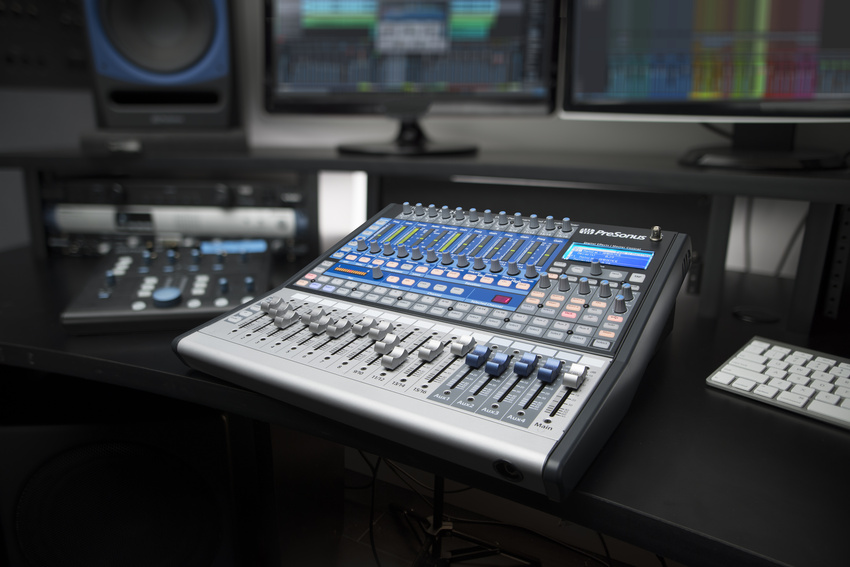 PreSonus stattet den kompakten Digitalmixer StudioLive 16.0.2 mit USB aus