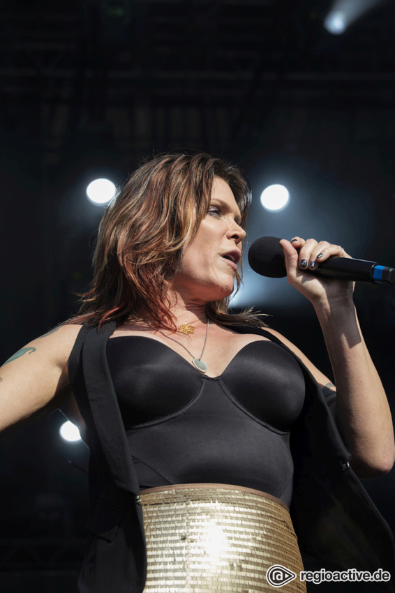 Beth Hart (live bei den Jazzopen Stuttgart, 2017)