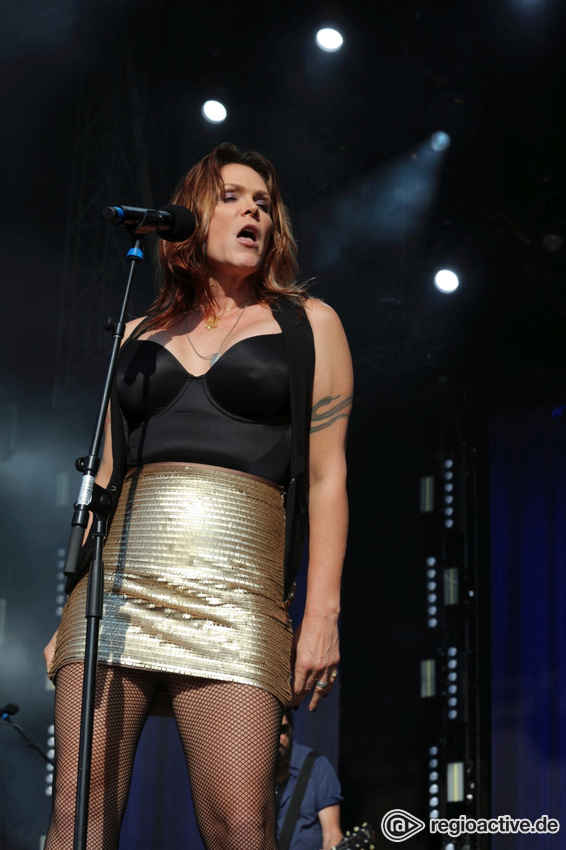 Beth Hart (live bei den Jazzopen Stuttgart, 2017)