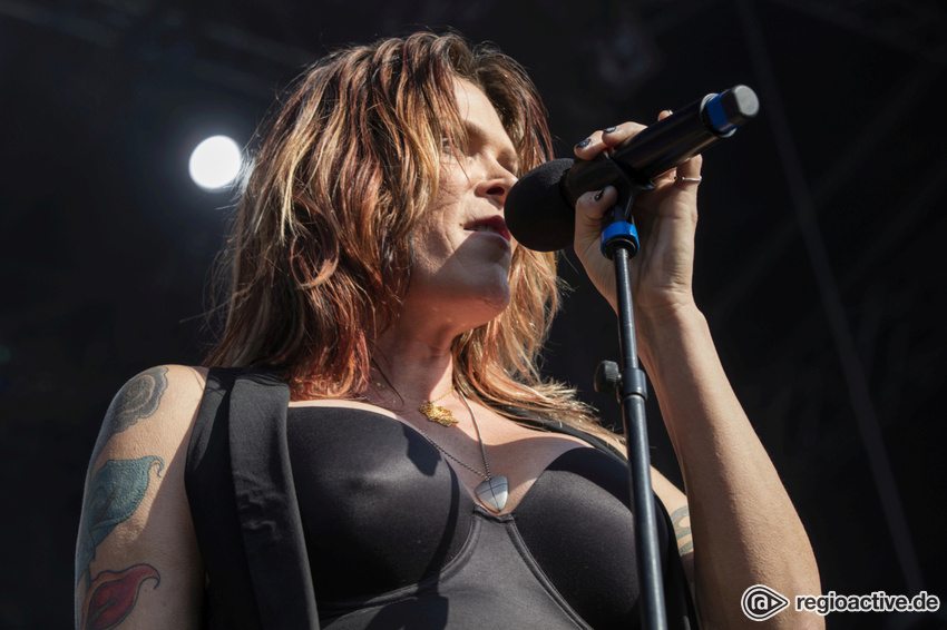 Beth Hart (live bei den Jazzopen Stuttgart, 2017)