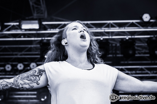 Leidenschaftlich - Modern Metal: Bilder von Of Colours live beim Traffic Jam Open Air 2017 