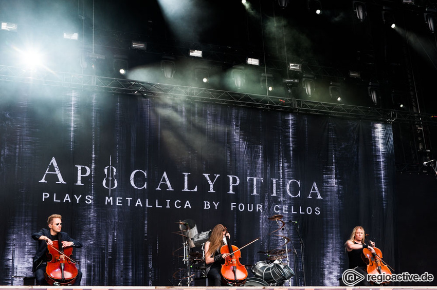 Apocalyptica (live beim Deichbrand Festival 2017)