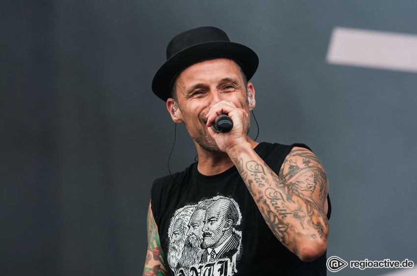 Donots (live beim Deichbrand Festival 2017)