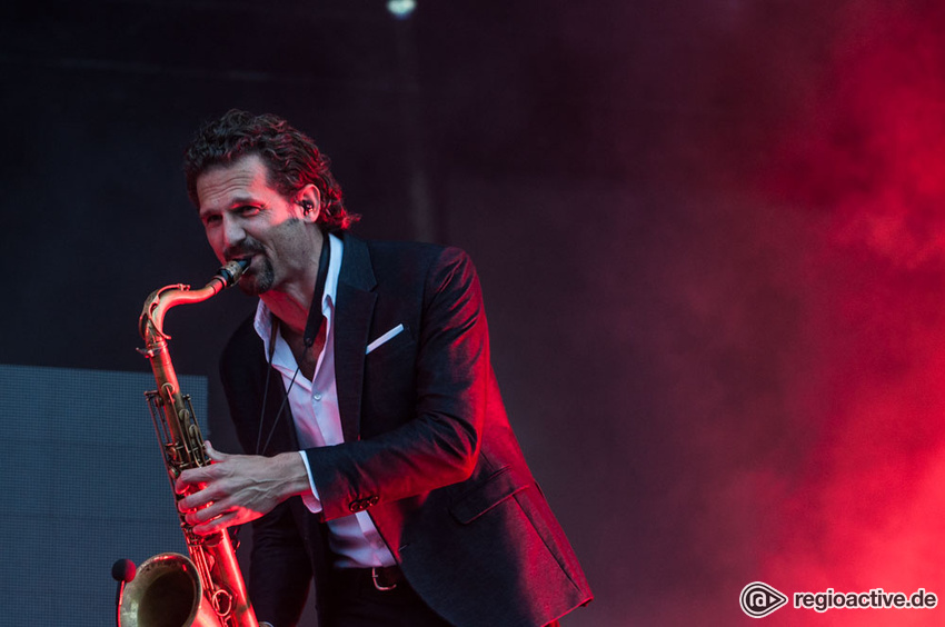 Parov Stelar (live beim Deichbrand Festival 2017)