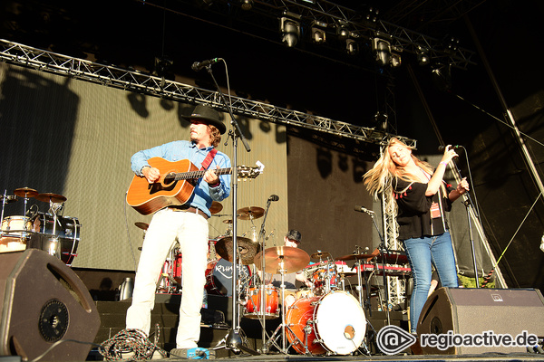 Vorgeschmack - Live-Bilder von Zervas and Pepper als Support von Runrig bei Musik im Park 2017 