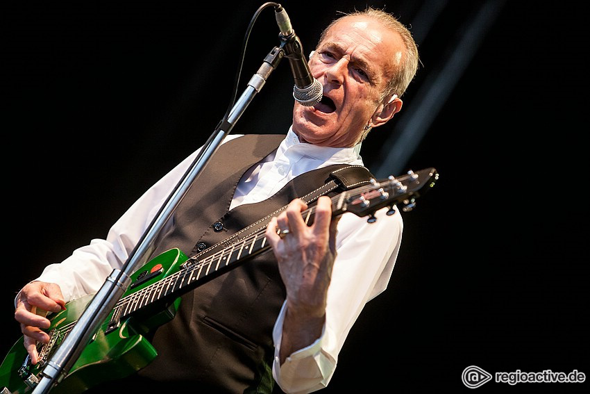 Status Quo (live in Schwetzingen 2017)