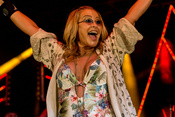 Powerpaket: Live-Fotos von Anastacia beim Da Capo Festival 2017 in Alzey