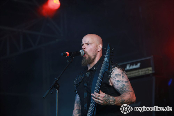 Das Herz am rechten Fleck - Fotos der finnischen Band Wolfheart live beim Wacken Open Air 2017 