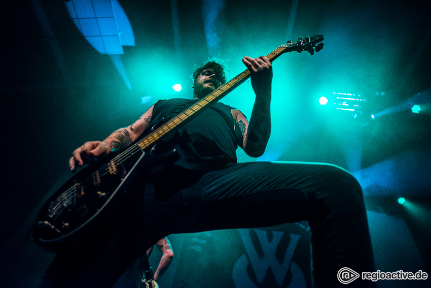 While She Sleeps live im Schlachthof Wiesbaden