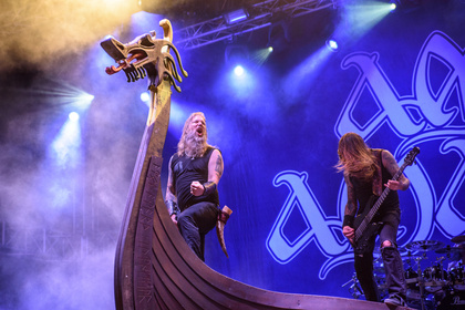 Auf nach Valhalla - Wikinger: Bilder von Amon Amarth live auf dem Summer Breeze 2017 