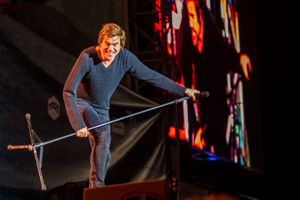 Applaus für die Hi-Hat - Die Toten Hosen sorgen in Mannheim für magische Momente 