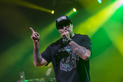 Bongbasstisch - Cypress Hill erklären die Stadthalle Offenbach kurzerhand zur Raucherzone 