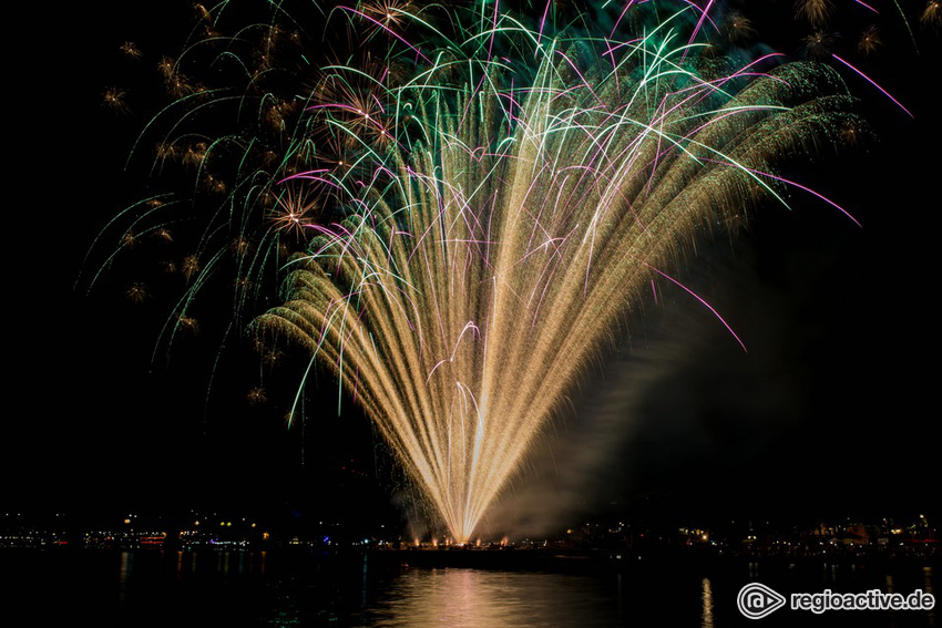 Großes Musikfeuerwerk beim Museumsuferfest Frankfurt 2017