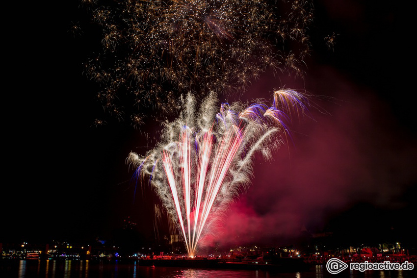 Großes Musikfeuerwerk beim Museumsuferfest Frankfurt 2017