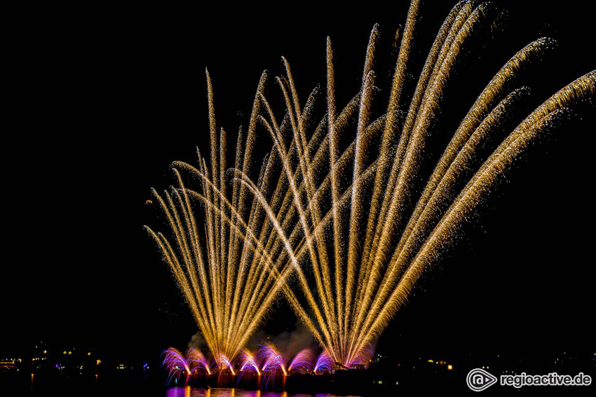 Großes Musikfeuerwerk beim Museumsuferfest Frankfurt 2017