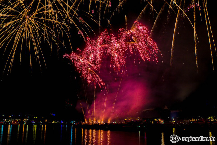 Großes Musikfeuerwerk beim Museumsuferfest Frankfurt 2017