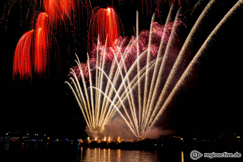 Großes Musikfeuerwerk beim Museumsuferfest Frankfurt 2017