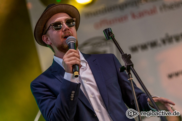 Musik für die Seele - Stilvoll: Live-Bilder von Miles King & The Urban Legends beim Museumsuferfest 2017 in Frankfurt 