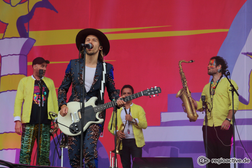 Bonaparte live beim Lollapalooza 2017