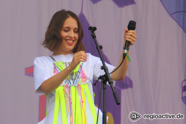 Newcomerin - Lieblich: Bilder von Alice Merton live beim Lollapalooza 2017 