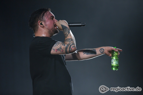 Fiesta - Live-Fotos von Callejon als Support von Papa Roach in Offenbach 