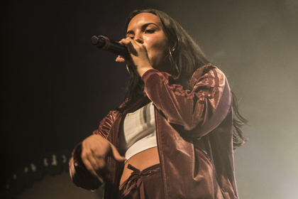 Von Party zu Party - Hype-Girls: Live-Fotos von SXTN im Docks in Hamburg 