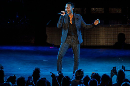 Tradition und Moderne - John Legend spielt in der Frankfurter Jahrhunderthalle eine stilvolle Soul-Revue 