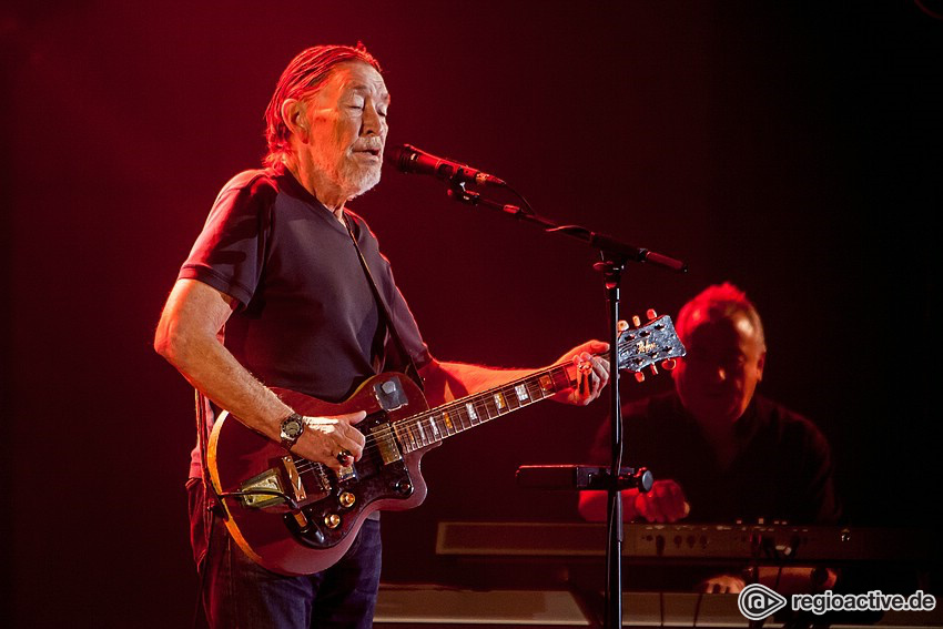 Chris Rea (live in Mannheim 2017)