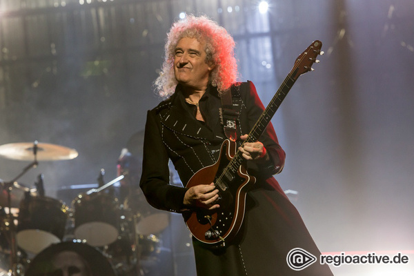 Nicht nur für ihn ein Schock - Queen-Gitarrist Brian May erleidet 'leichten" Herzinfarkt 