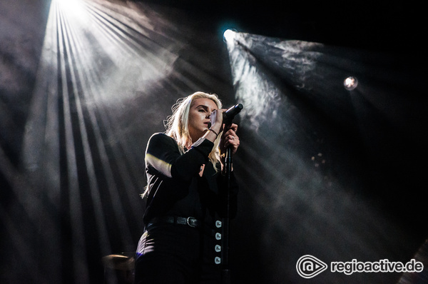 Tiefsinnig - PVRIS: Live-Fotos der US-Rockband im Docks in Hamburg 