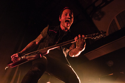 Verrückt - Live-Bilder von Sleeping With Sirens als Special Guest von Rise Against in Frankfurt 