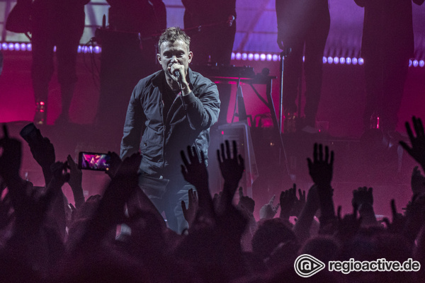 Live gezeichnet - Comic-Stars: Live-Fotos von Gorillaz live in der Sporthalle Hamburg 