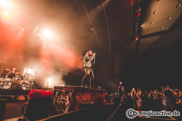 Die andere Seite - Gut gelaunt: Bilder von Stone Sour live in der Jahrhunderthalle Frankfurt 