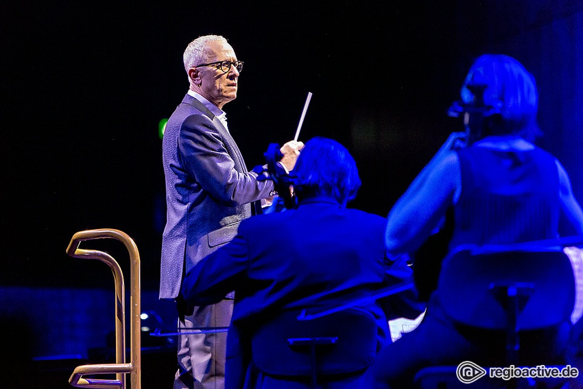 James Newton Howard (live in Mannheim 2017)