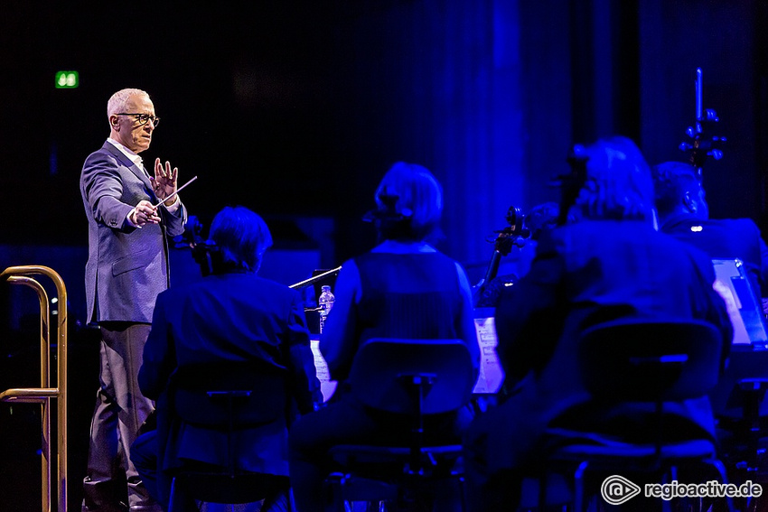 James Newton Howard (live in Mannheim 2017)