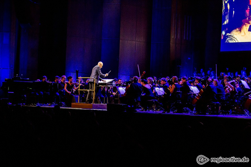 James Newton Howard (live in Mannheim 2017)