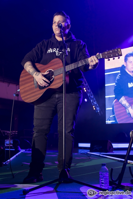 Kerstin Ott (live bei der Schlagernacht des Jahres, Frankfurt 2017)