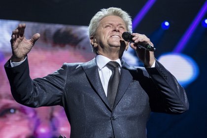 Ein Stückchen Chiacgo in Hamburg - Klassiker: Bilder von Peter Cetera bei der Night of the Proms 2017 in Hamburg 