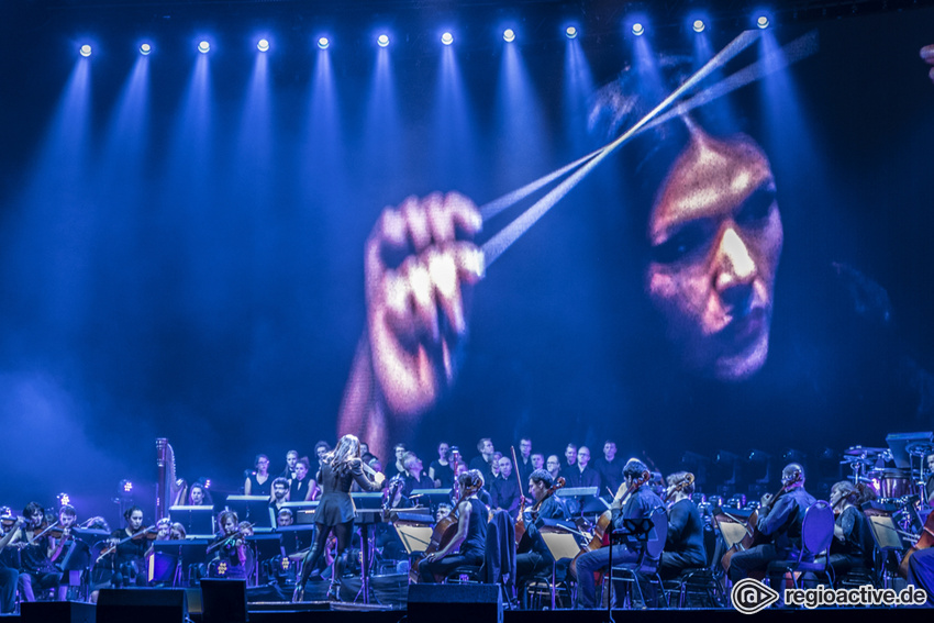 Antwerp Philharmonic Orchestra (2017 live in Hamburg)