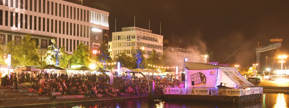 Spielt beim Kieler Bootshafensommer 2018