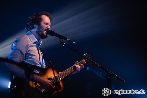 Setz' dich zu mir, ich hab' Zeit - Gisbert zu Knyphausen zeigt sich in der halle02 in Heidelberg in neuem Gewand 