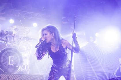 Melodisch - Arch Enemy: Live-Fotos aus der Grossen Freiheit 36 in Hamburg 