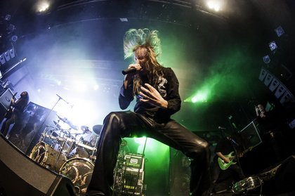 Kraftvoll und authentisch - Fotos von Wintersun als Special Guest von Arch Enemy live in Hamburg 