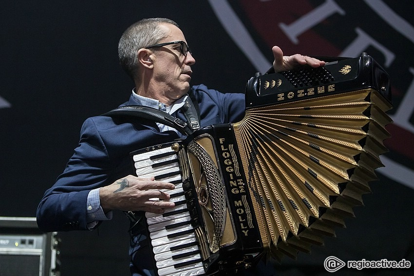Flogging Molly (live in Mannheim 2018)